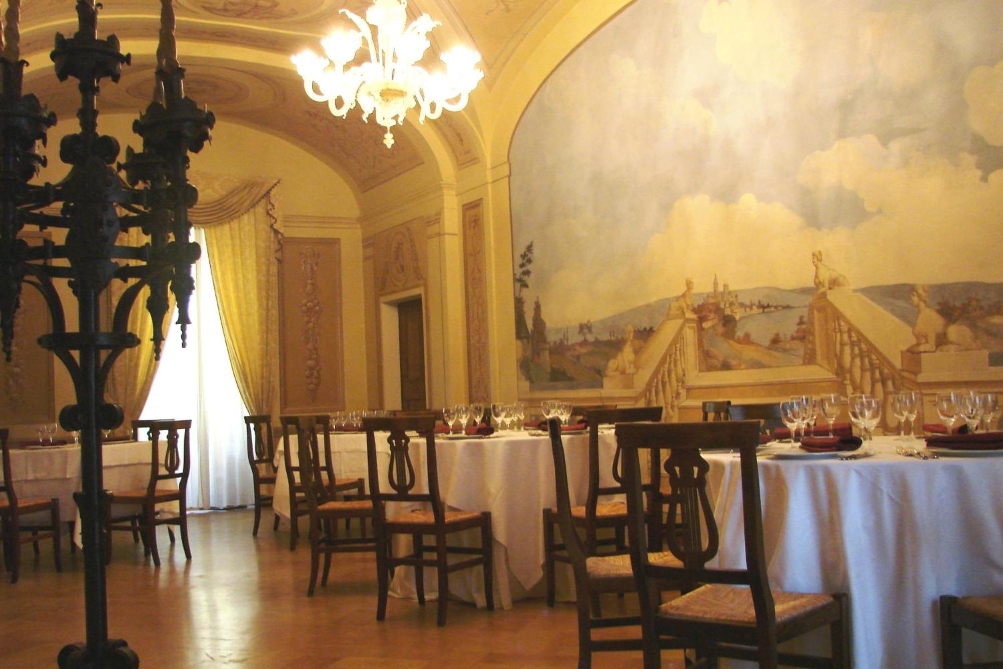 Hotel Palazzo Brunamonti Беванья Экстерьер фото